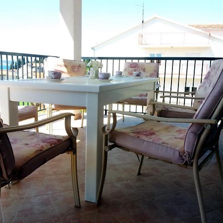 Apartment Maria - Comfortable Kaštela Kültér fotó